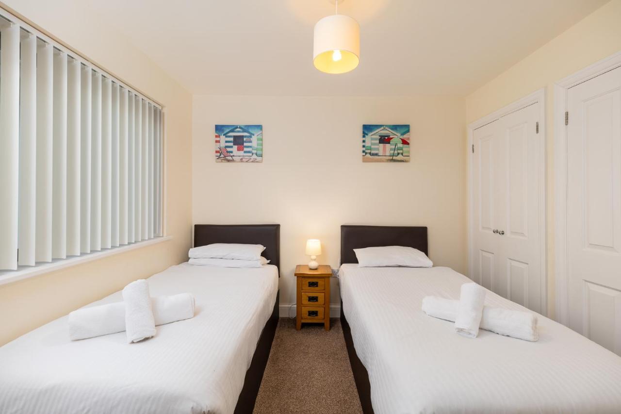 West Beach - Holiday Apartments Westward Ho!  Eksteriør billede